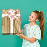 10歳の女の子の誕生日におすすめなプレゼント15選｜今どき小学生女子に人気のアイテム！