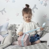 子供が喜ぶ【ちょっとしたプレゼント】14選！知育玩具や手作りアイテムを年代別に紹介