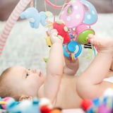 【生後5ヶ月】赤ちゃんに贈りたいおもちゃおすすめ10選。プチギフトからギフトセットまで！