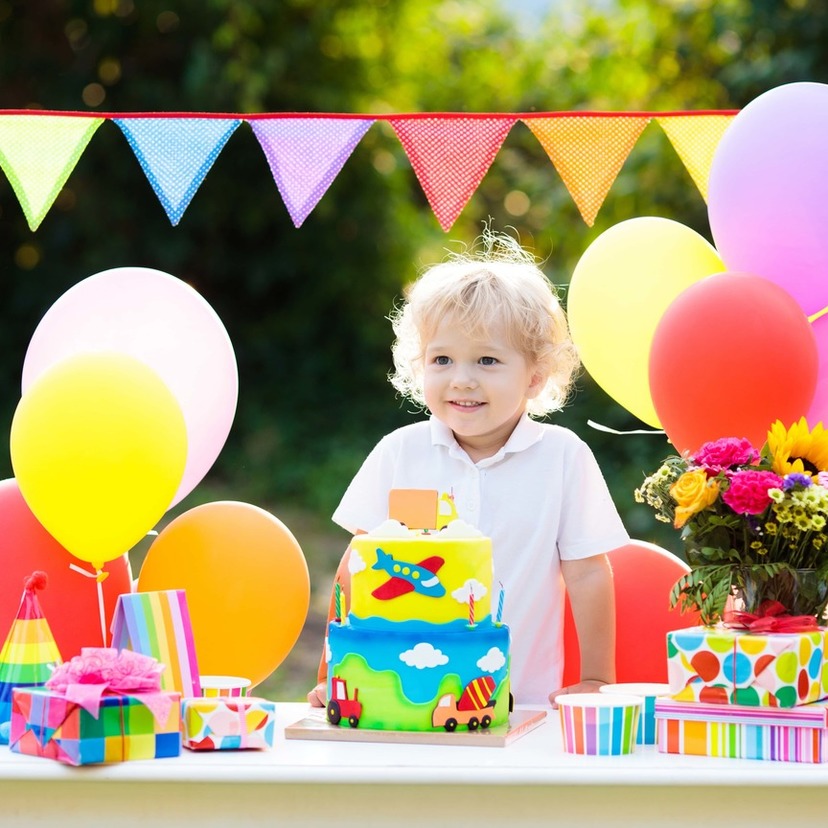 【4歳】男の子の誕生日に贈りたいプレゼントおすすめ11選。人気おもちゃ＆知育玩具をご紹介！