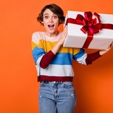 20代女性が喜ぶブランド品のプレゼント17選｜あこがれの高級ブランドも！
