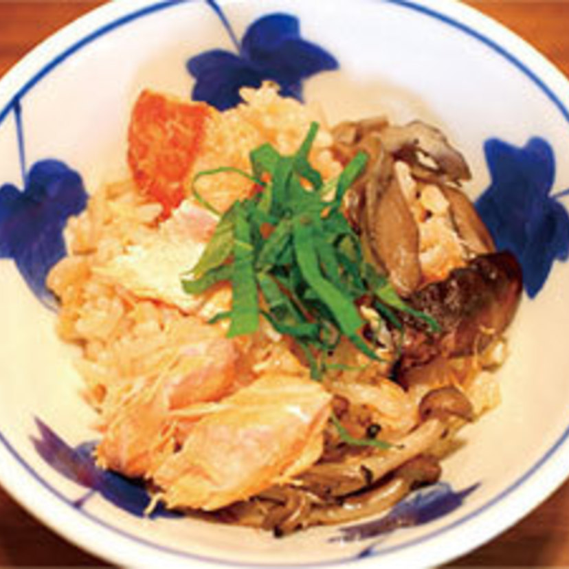 日々のレシピ 4皿目　秋鮭とキノコの炊き込みご飯