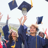 ［2025年版］高校の卒業をお祝いする人気プレゼント15選｜もらってうれしいアイテム盛りだくさん！